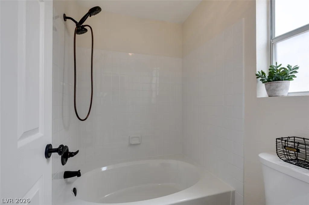2052 Angel Falls, Henderson, NV 89074