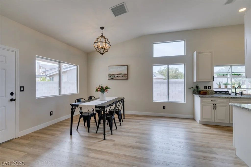 2052 Angel Falls, Henderson, NV 89074