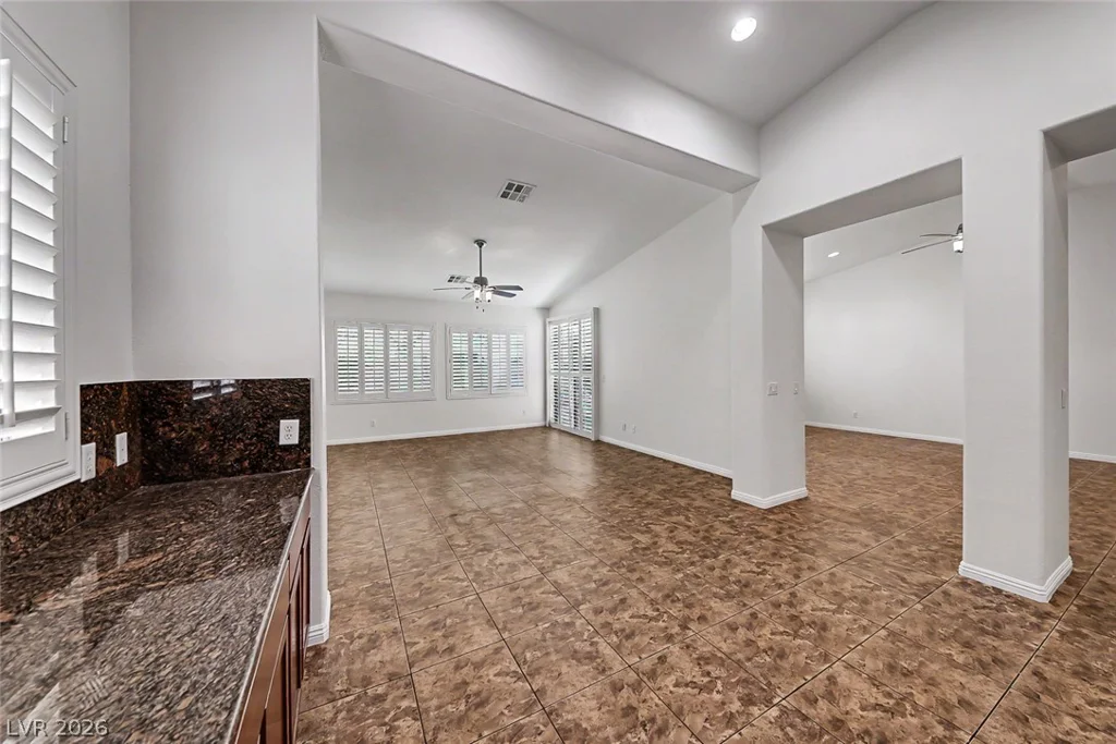 8117 Orchard Glen, Las Vegas, NV 89131