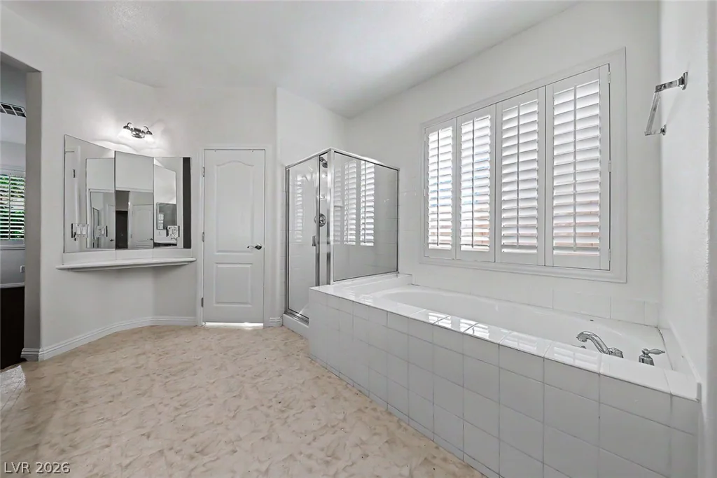 8117 Orchard Glen, Las Vegas, NV 89131