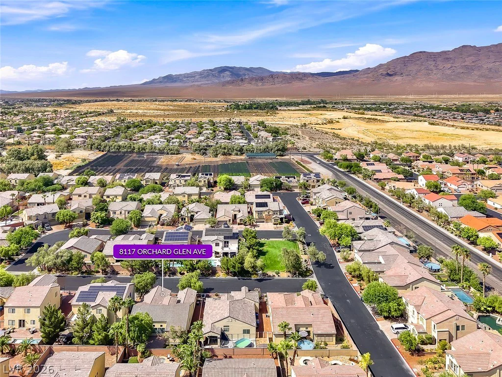 8117 Orchard Glen, Las Vegas, NV 89131