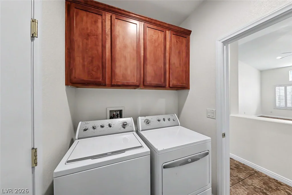 8117 Orchard Glen, Las Vegas, NV 89131