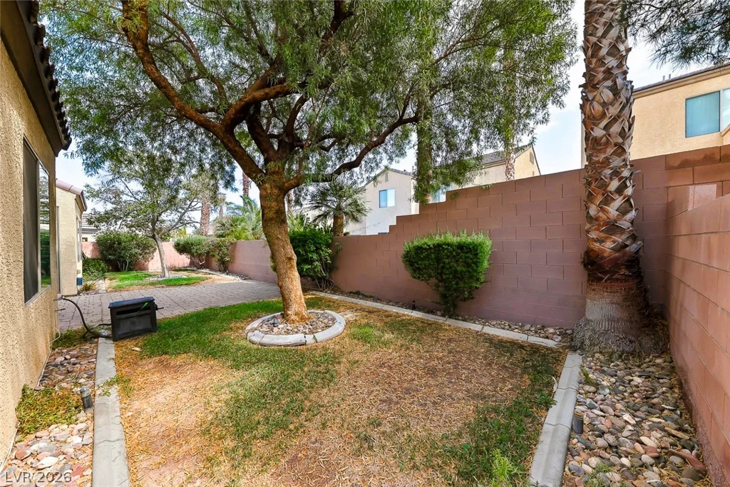 8117 Orchard Glen, Las Vegas, NV 89131