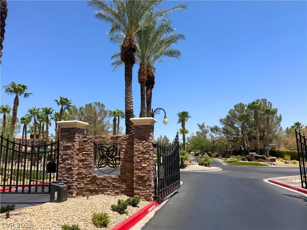 10986 Inverlochy, Las Vegas, NV 89141