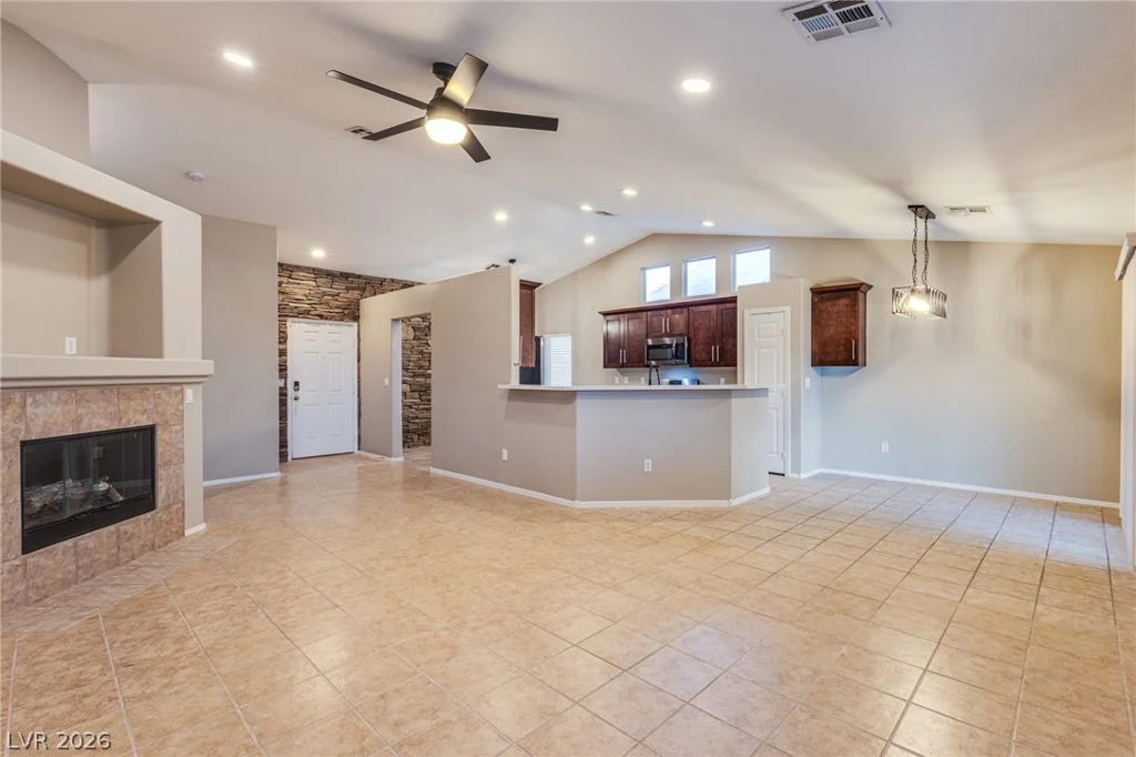 3719 Maple Creek, North Las Vegas, NV 89031