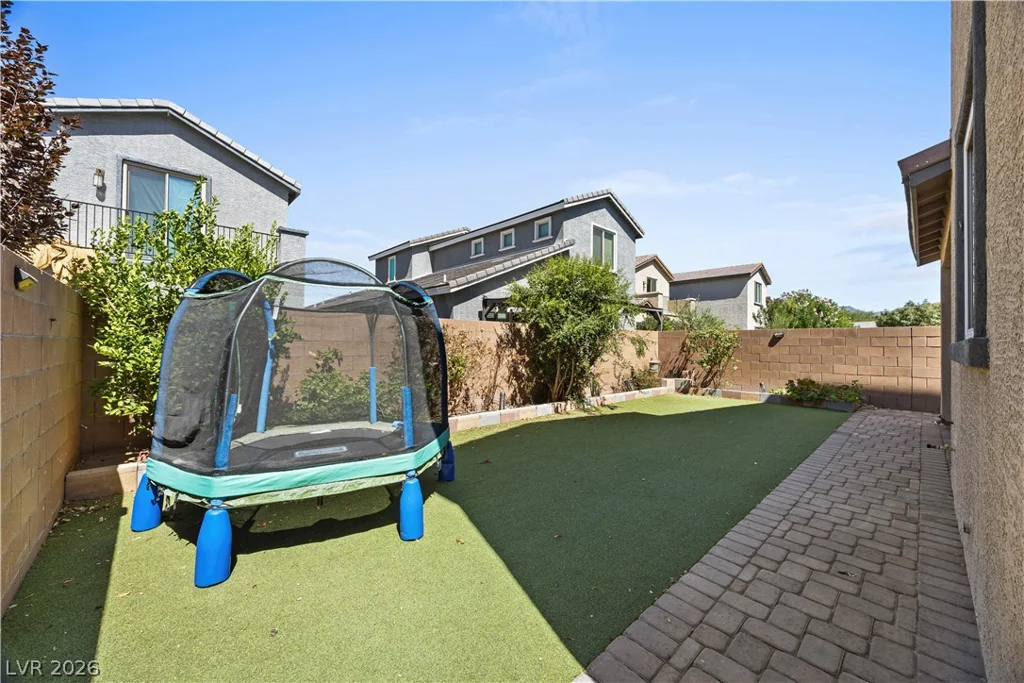 936 Lotus Falls, Henderson, NV 89052