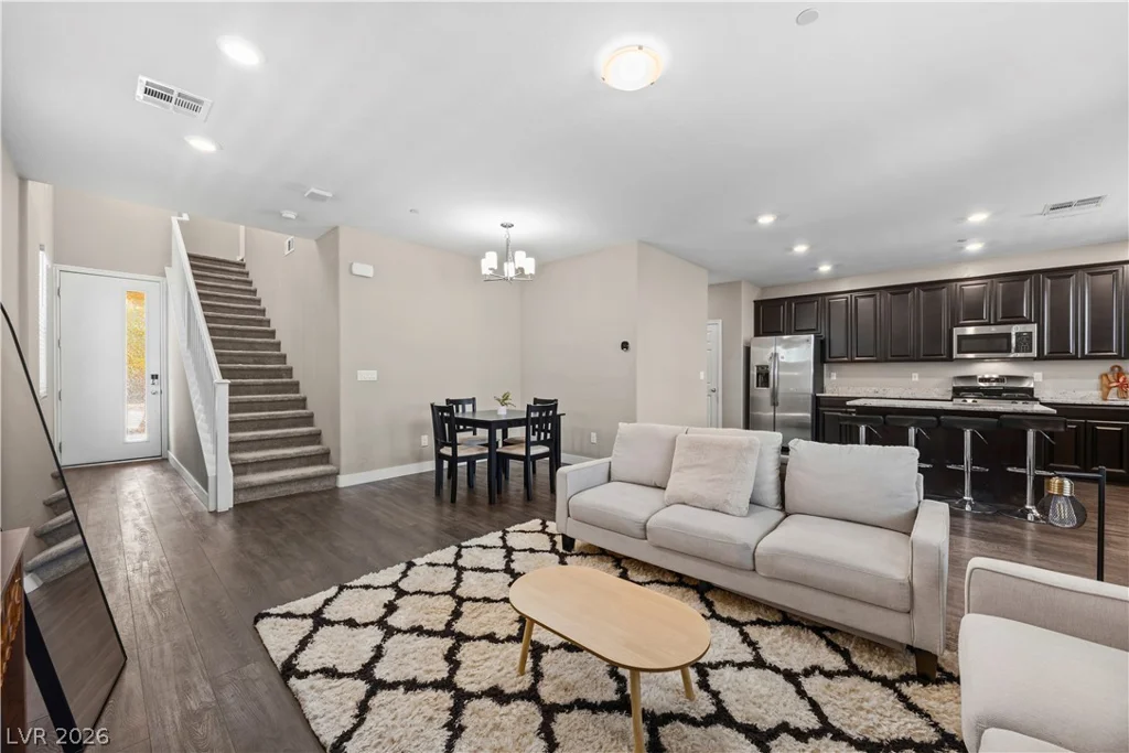 936 Lotus Falls, Henderson, NV 89052