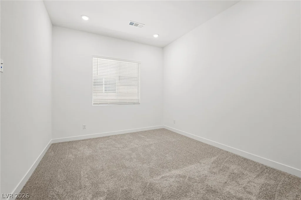 10478 Diana Summit, Las Vegas, NV 89143