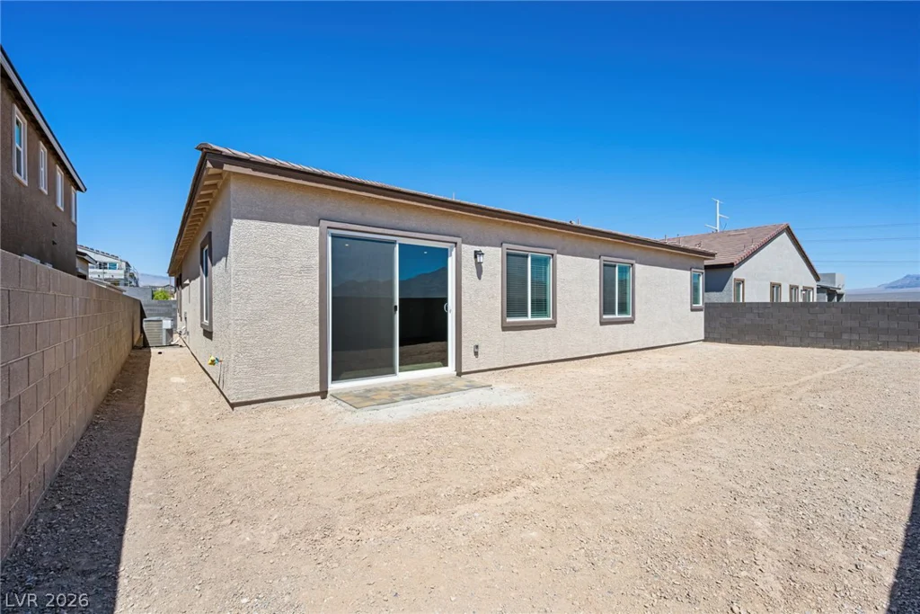 10478 Diana Summit, Las Vegas, NV 89143