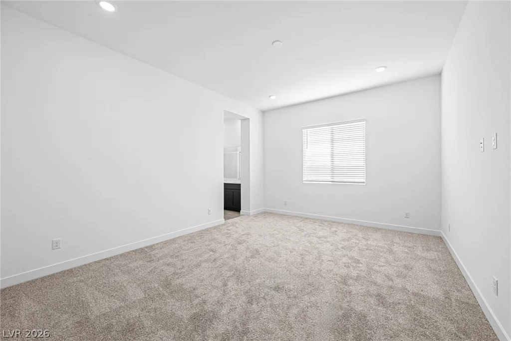 10478 Diana Summit, Las Vegas, NV 89143