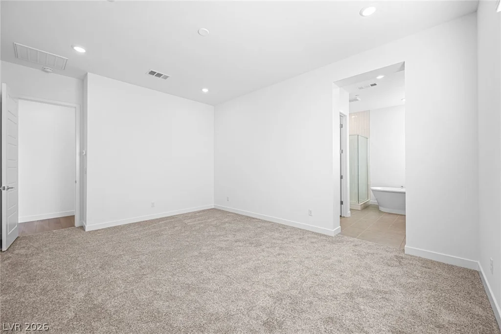 10478 Diana Summit, Las Vegas, NV 89143