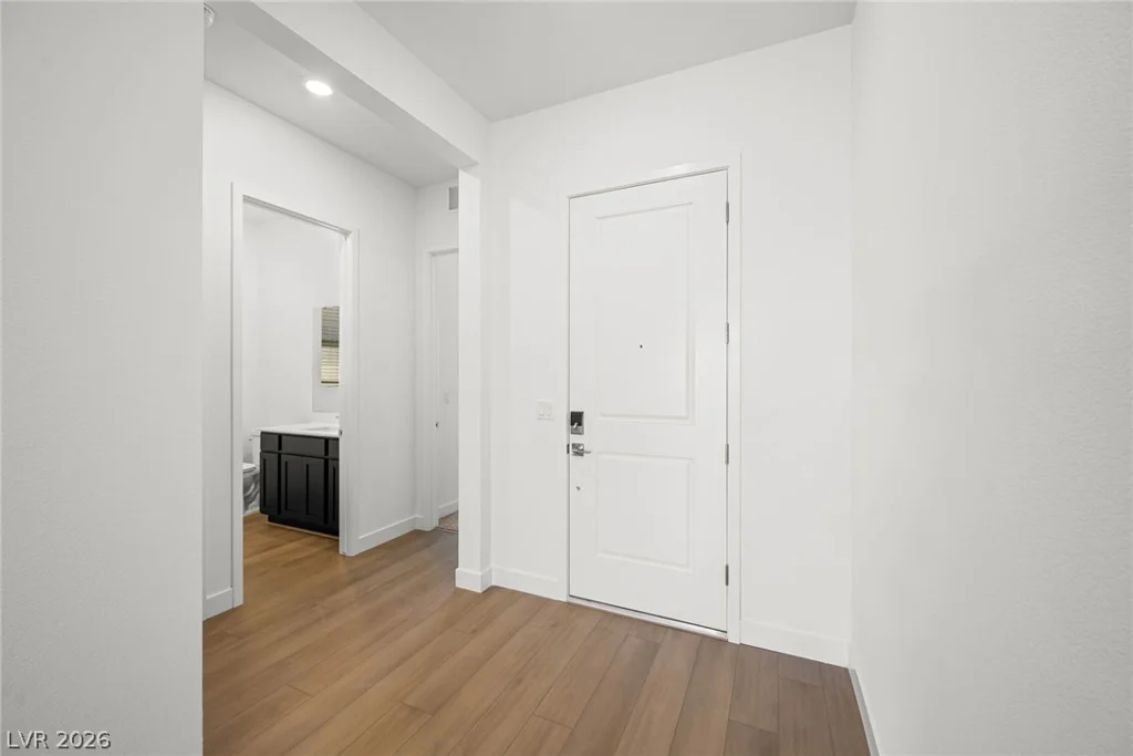 10478 Diana Summit, Las Vegas, NV 89143