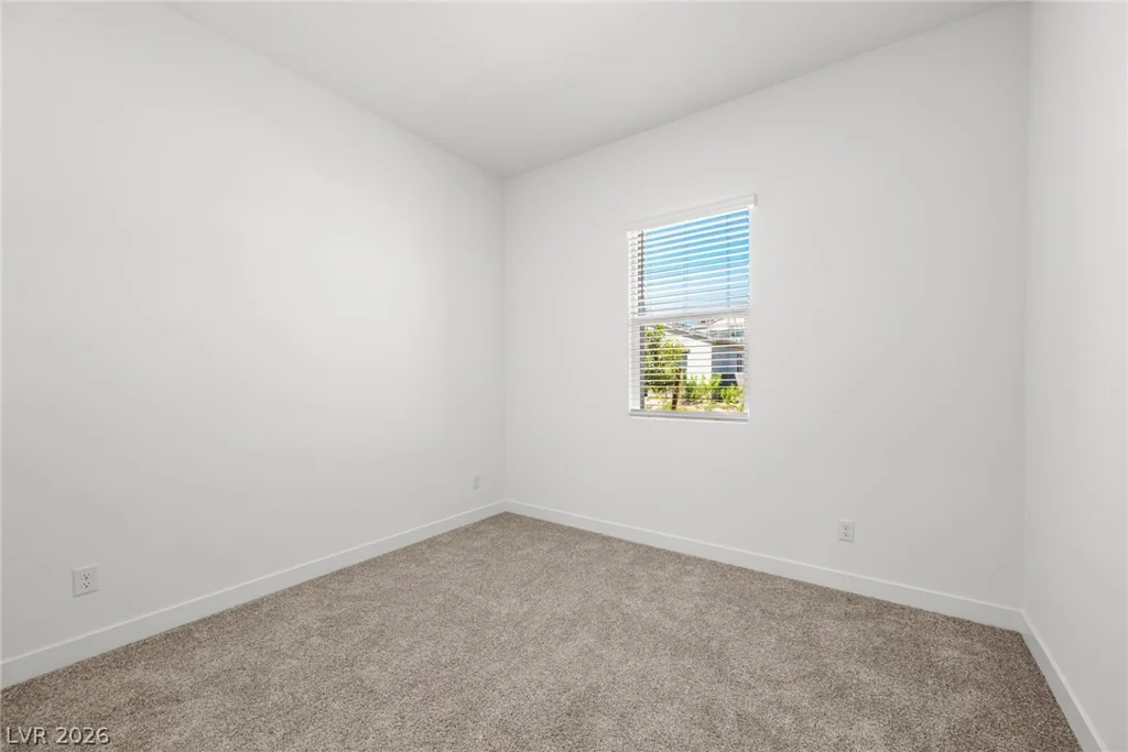 10478 Diana Summit, Las Vegas, NV 89143