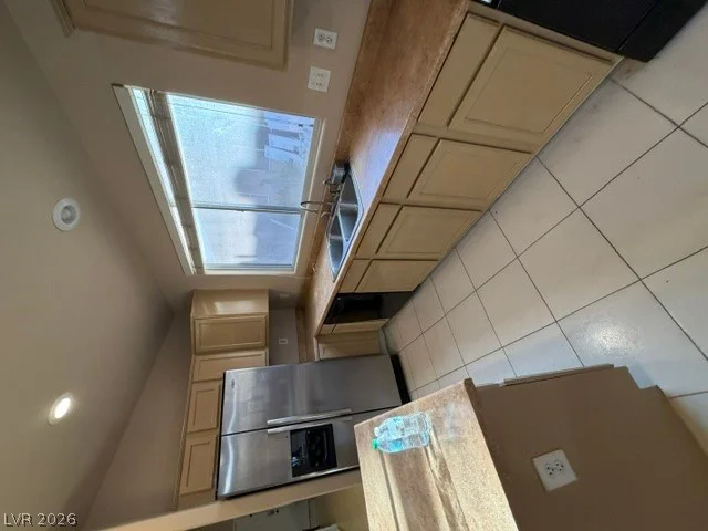 9042 Iron Crow, Las Vegas, NV 89147