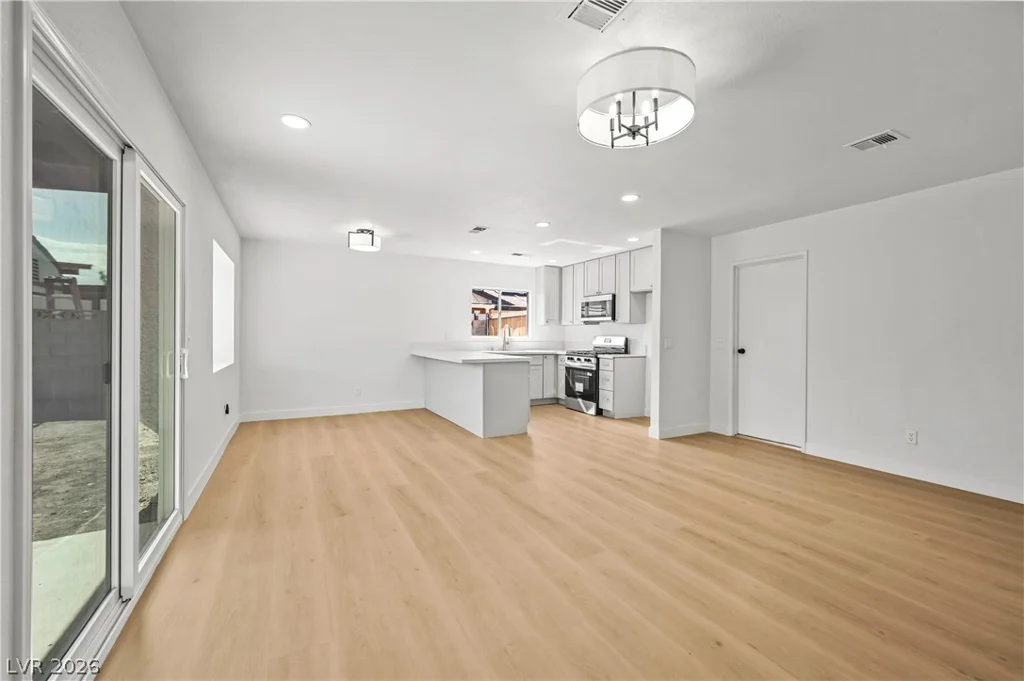 544 Rolly, Henderson, NV 89011