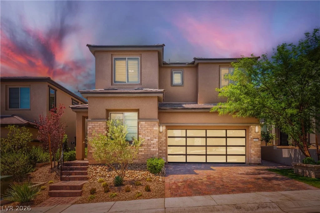 12439 Iron Bluff, Las Vegas, NV 89138