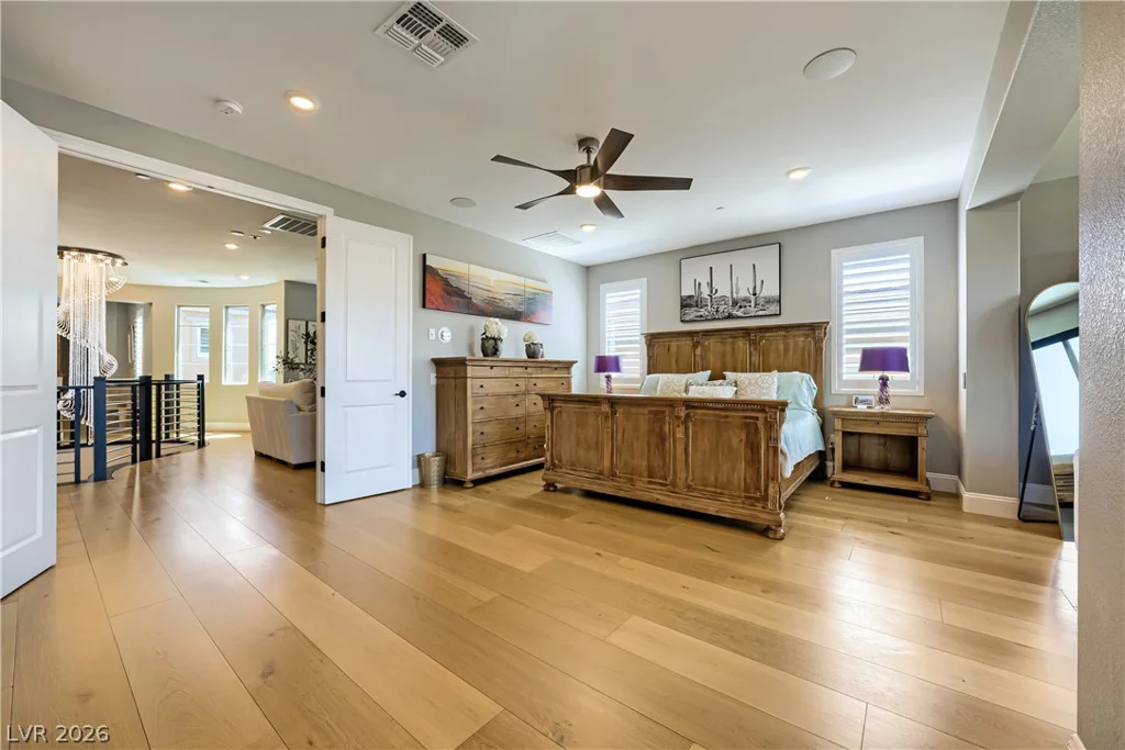 12439 Iron Bluff, Las Vegas, NV 89138