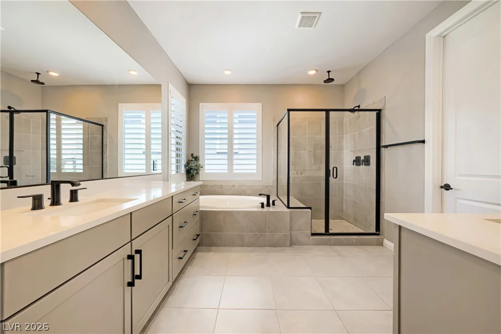 12439 Iron Bluff, Las Vegas, NV 89138