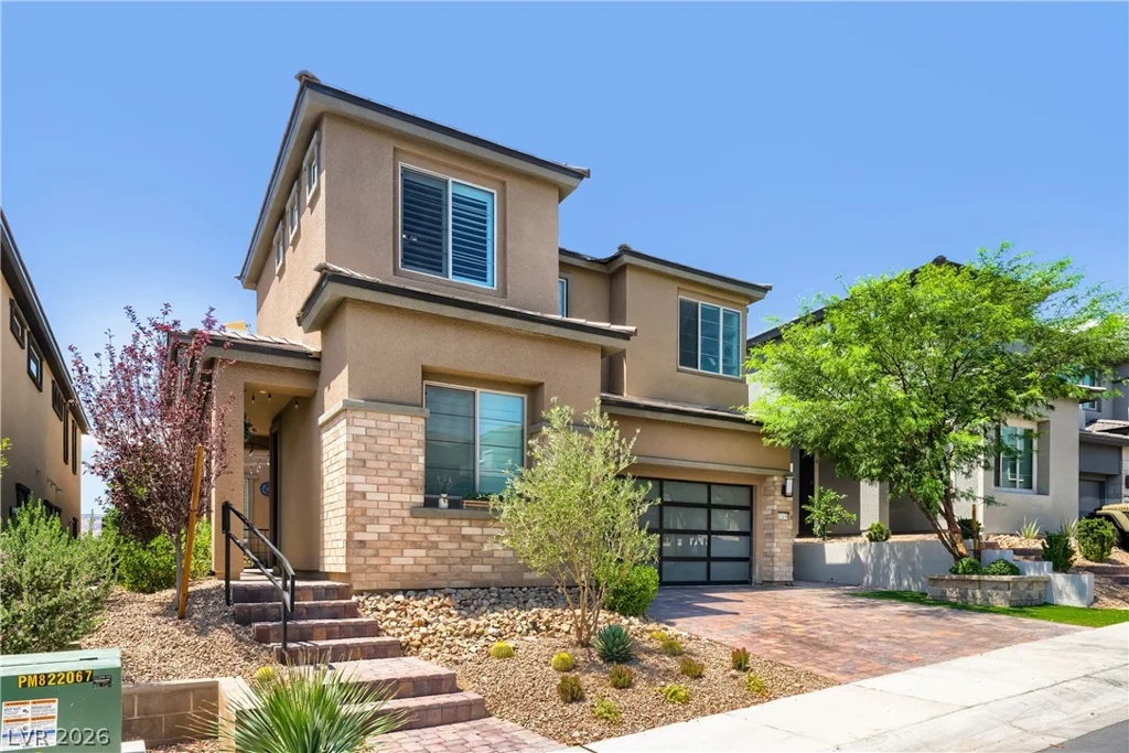 12439 Iron Bluff, Las Vegas, NV 89138
