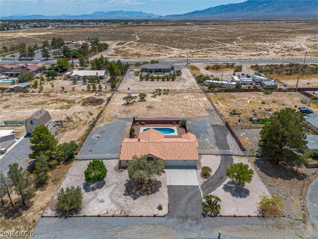841 Falcon, Pahrump, NV 89048