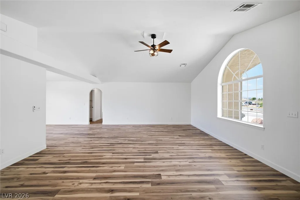 841 Falcon, Pahrump, NV 89048
