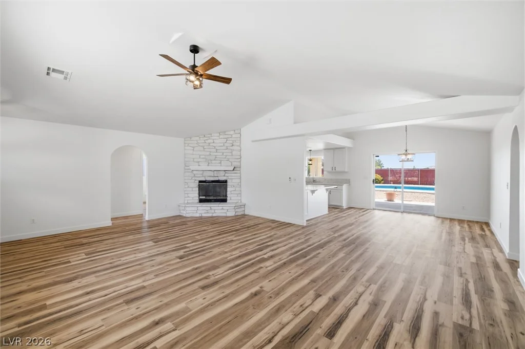 841 Falcon, Pahrump, NV 89048