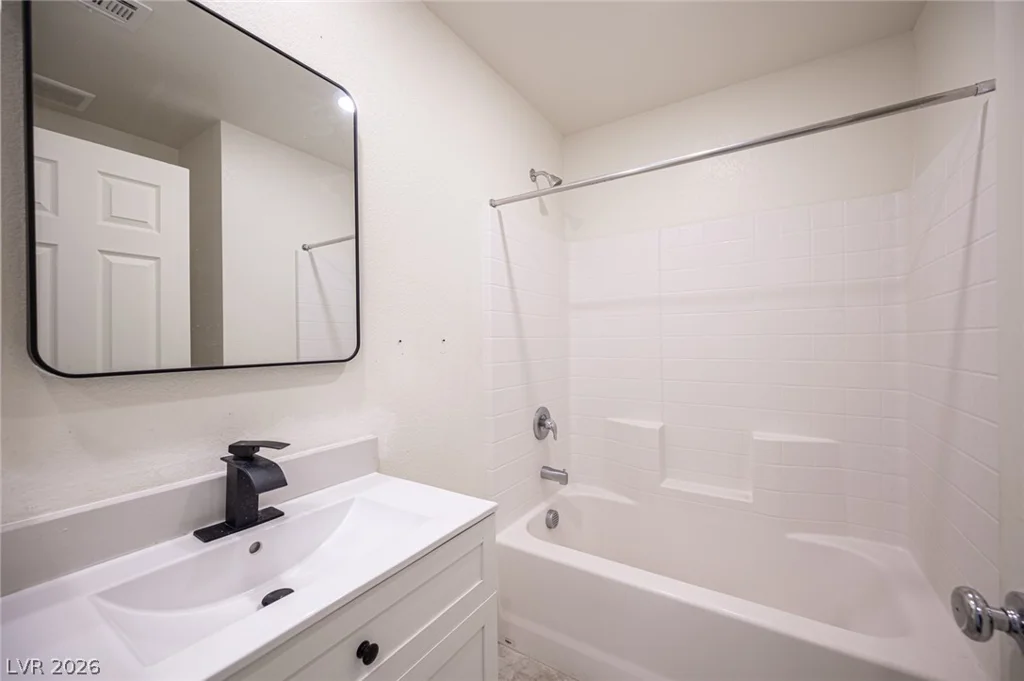 5548 Anshan, Las Vegas, NV 89148