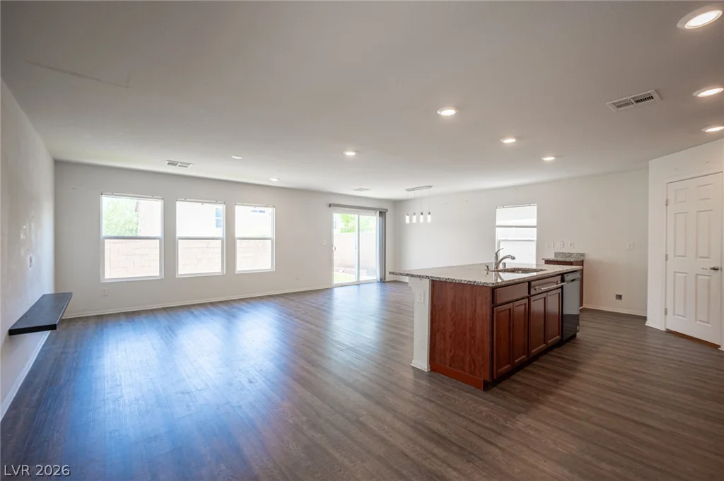 5548 Anshan, Las Vegas, NV 89148