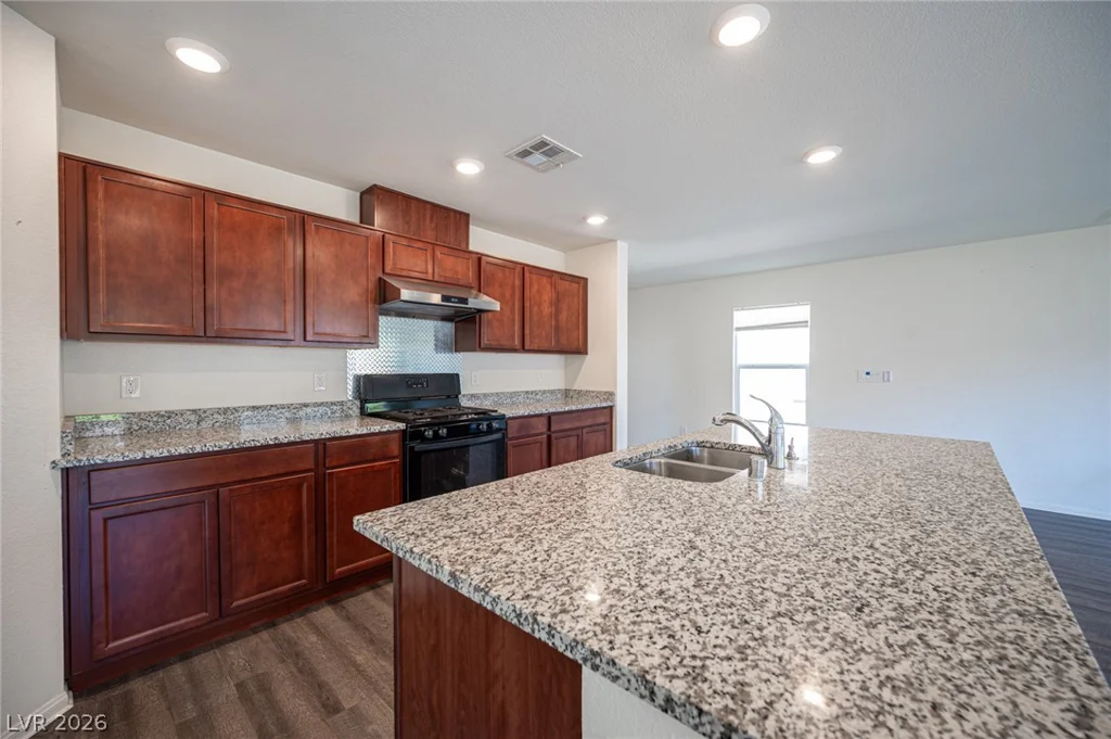 5548 Anshan, Las Vegas, NV 89148