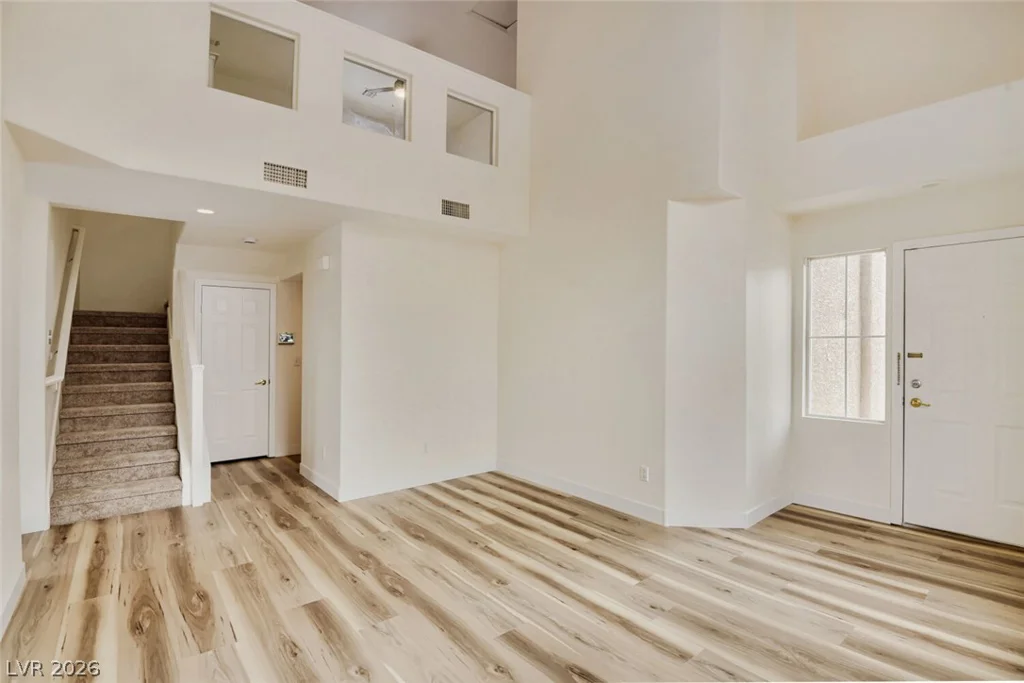 304 McHenry, Las Vegas, NV 89144