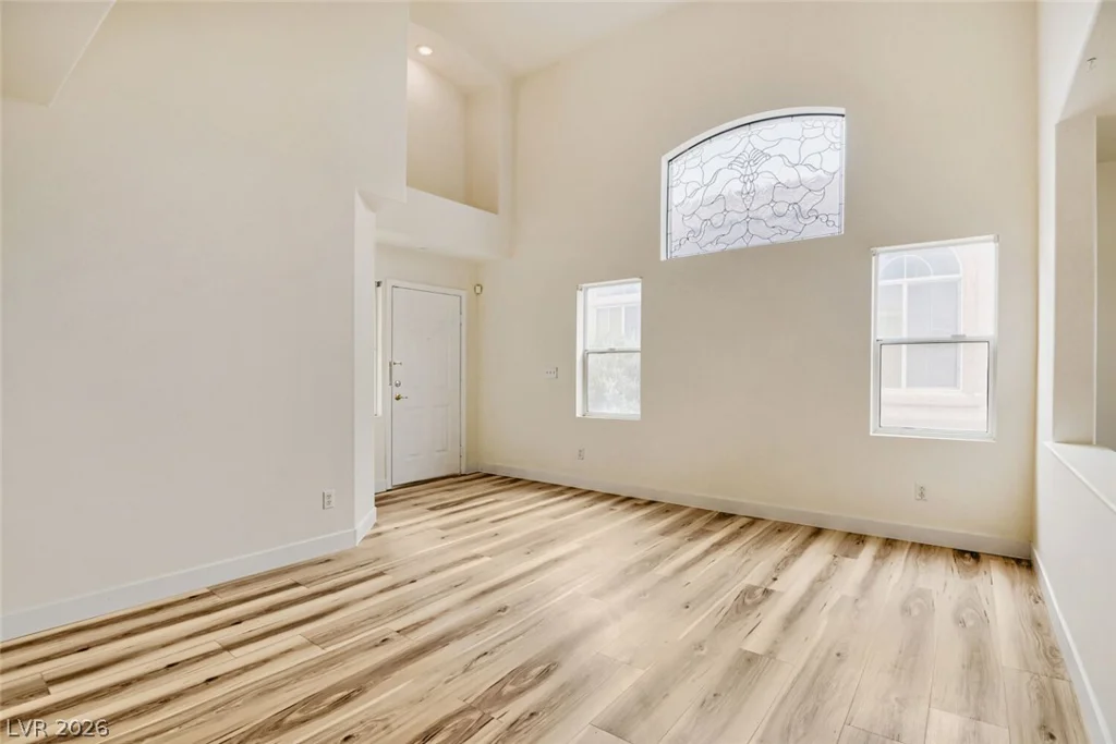 304 McHenry, Las Vegas, NV 89144