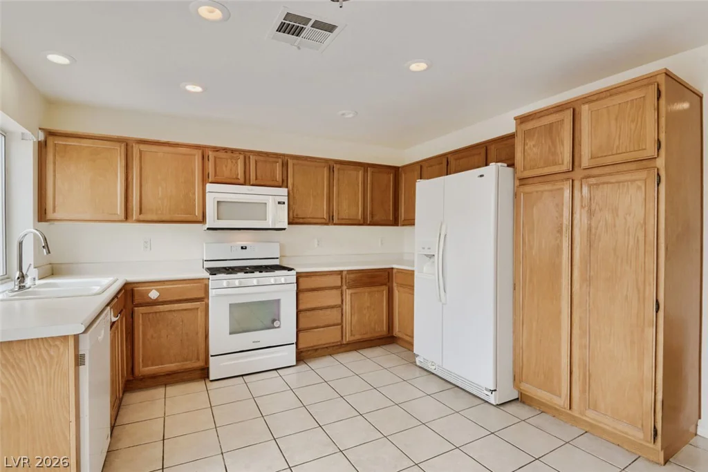 304 McHenry, Las Vegas, NV 89144
