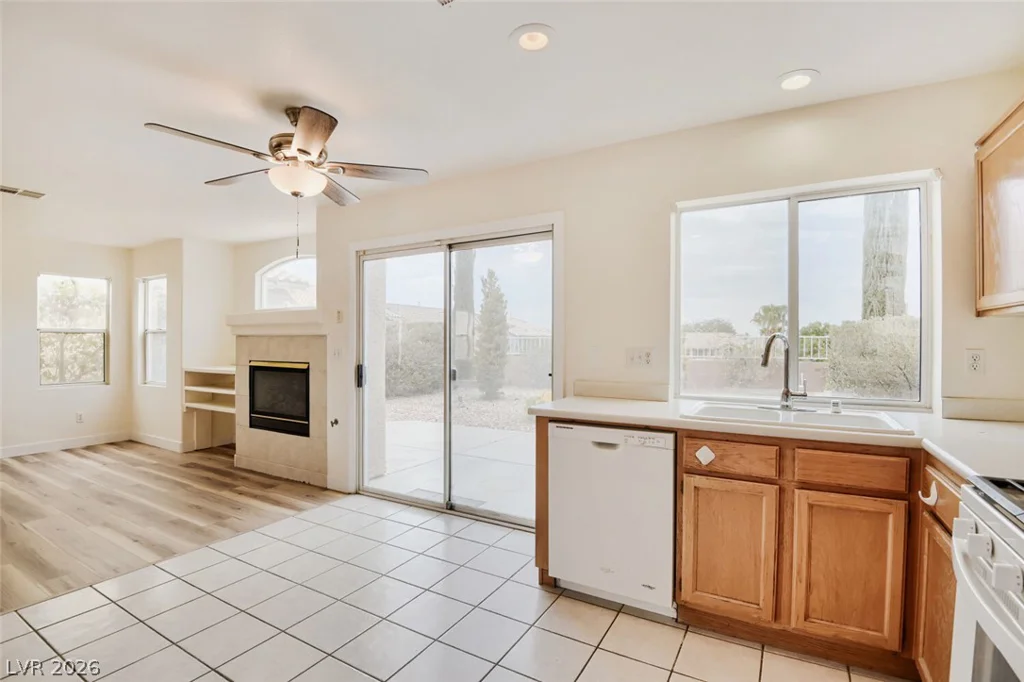 304 McHenry, Las Vegas, NV 89144