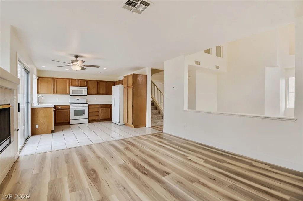 304 McHenry, Las Vegas, NV 89144