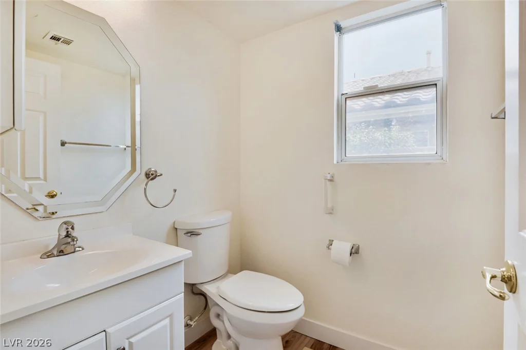 304 McHenry, Las Vegas, NV 89144
