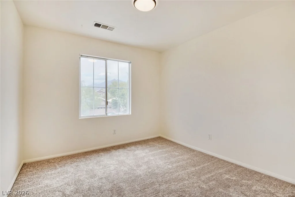 304 McHenry, Las Vegas, NV 89144