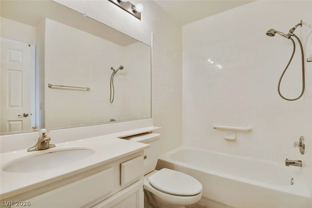 304 McHenry, Las Vegas, NV 89144