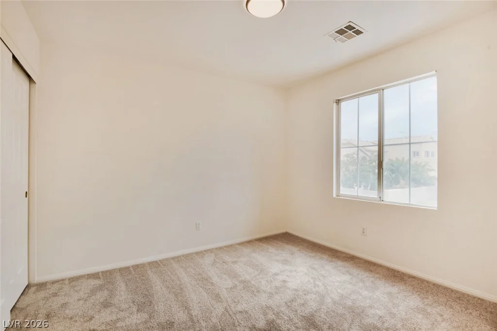 304 McHenry, Las Vegas, NV 89144