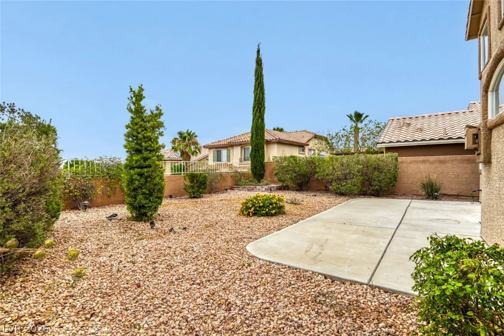 304 McHenry, Las Vegas, NV 89144