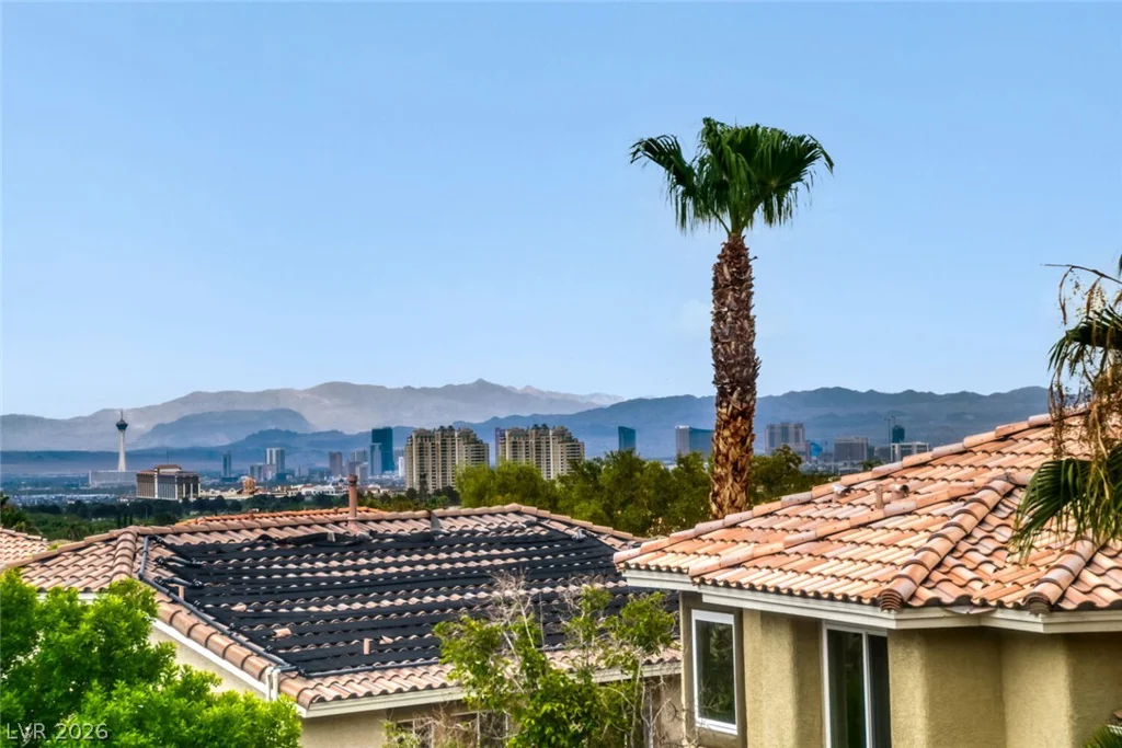 304 McHenry, Las Vegas, NV 89144