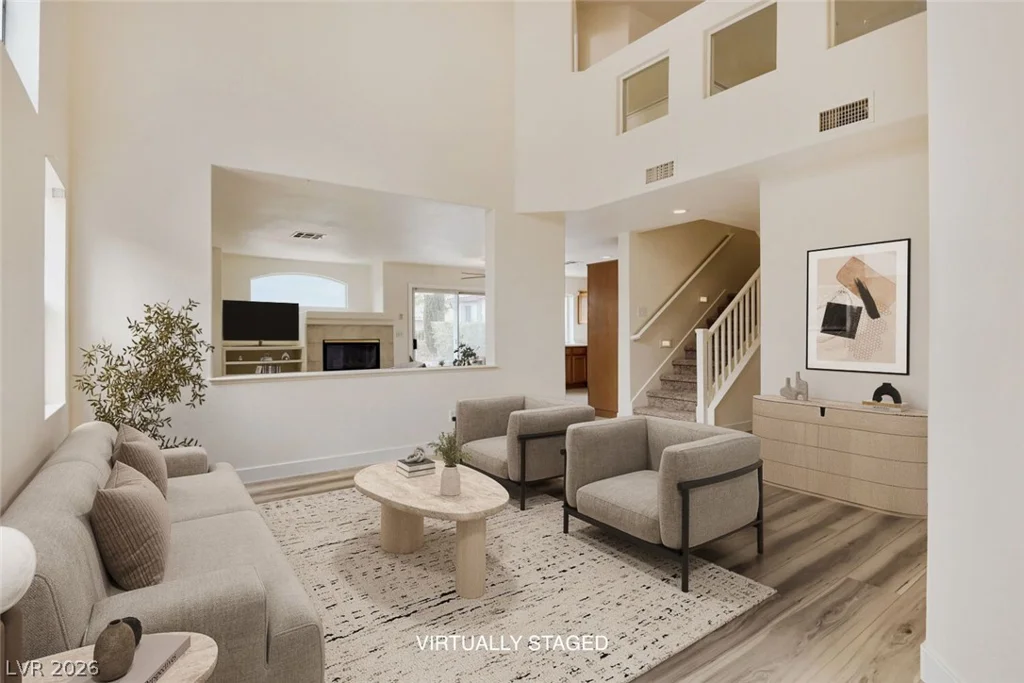 304 McHenry, Las Vegas, NV 89144
