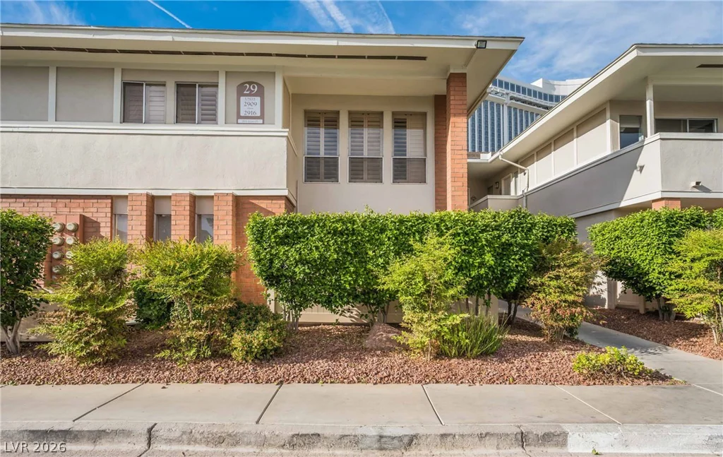 2831 GEARY, Las Vegas, NV 89109