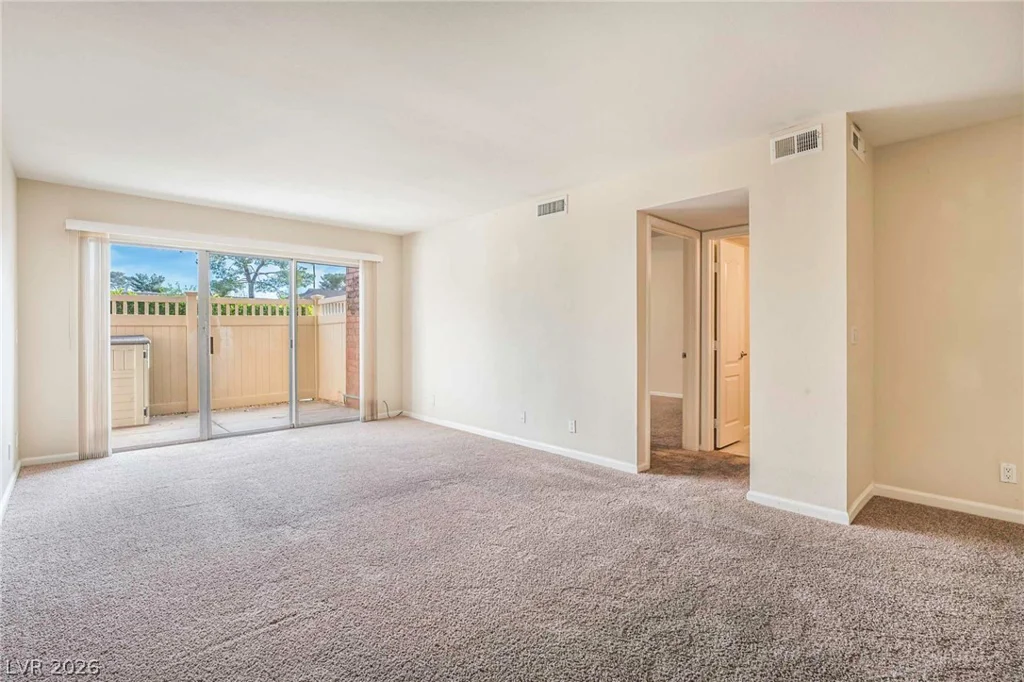 2831 GEARY, Las Vegas, NV 89109