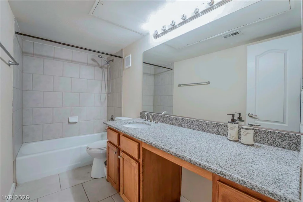 2831 GEARY, Las Vegas, NV 89109