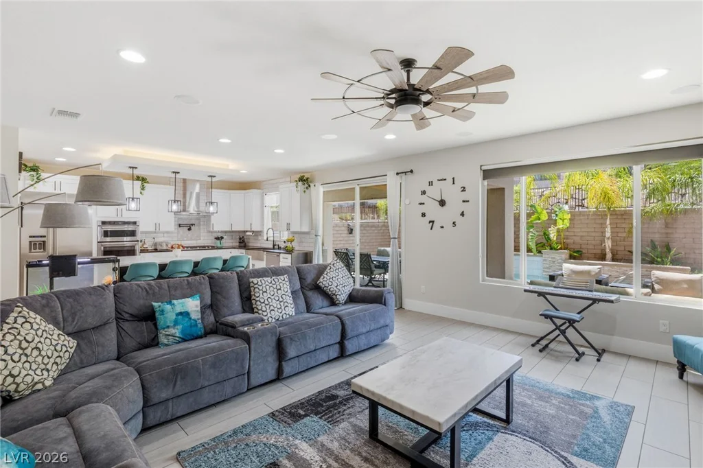 10937 White Alder, Las Vegas, NV 89138