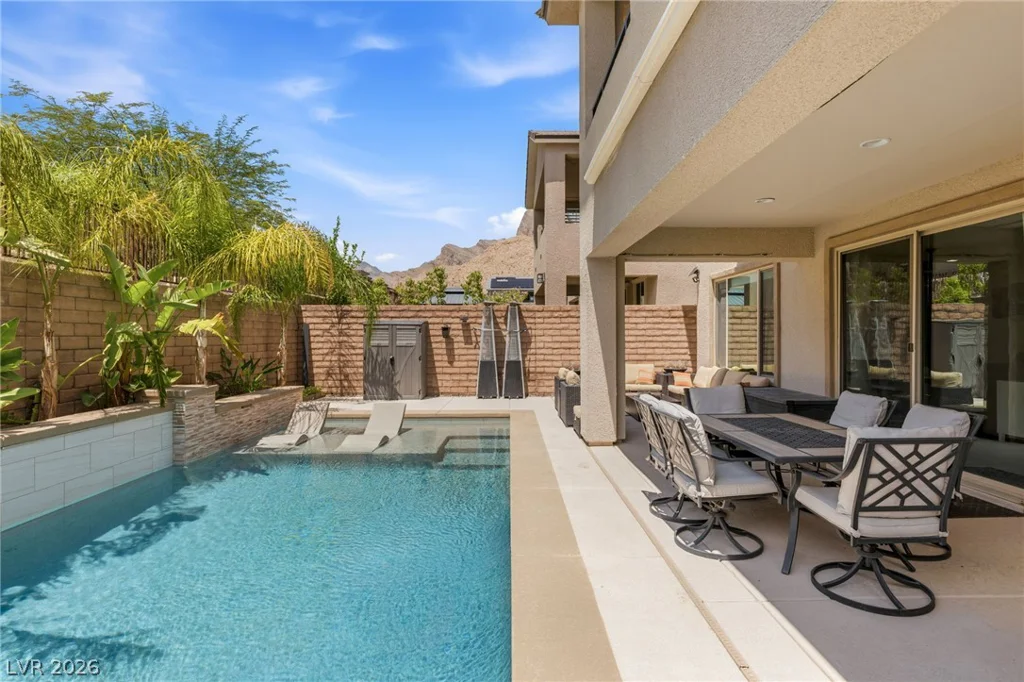 10937 White Alder, Las Vegas, NV 89138