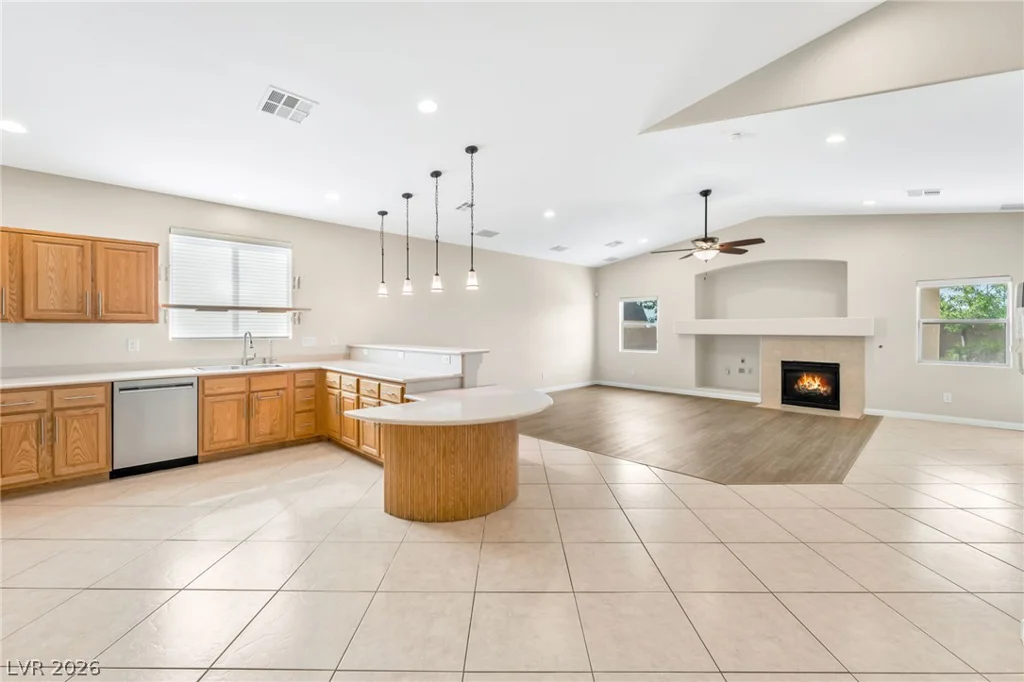 109 Whitetail Archery, North Las Vegas, NV 89084