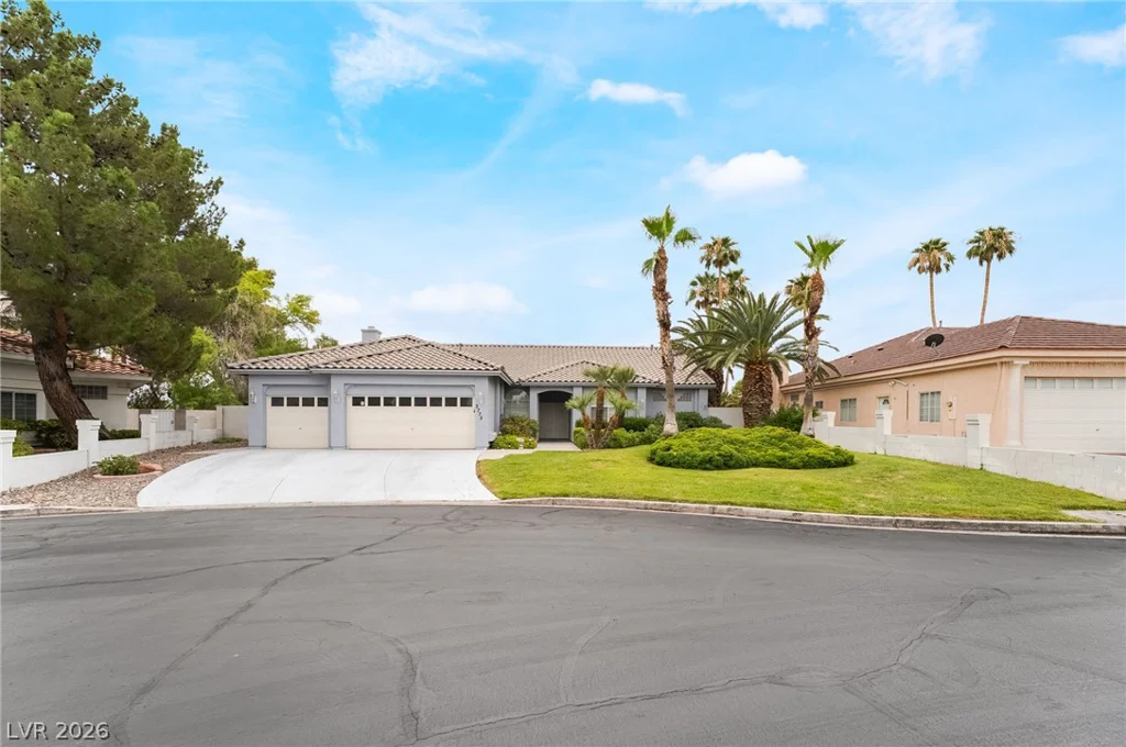 3775 Rick Stratton, Las Vegas, NV 89120
