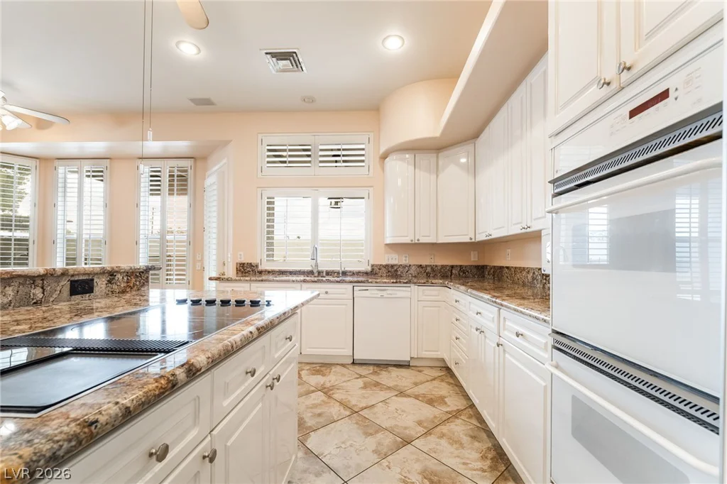3775 Rick Stratton, Las Vegas, NV 89120
