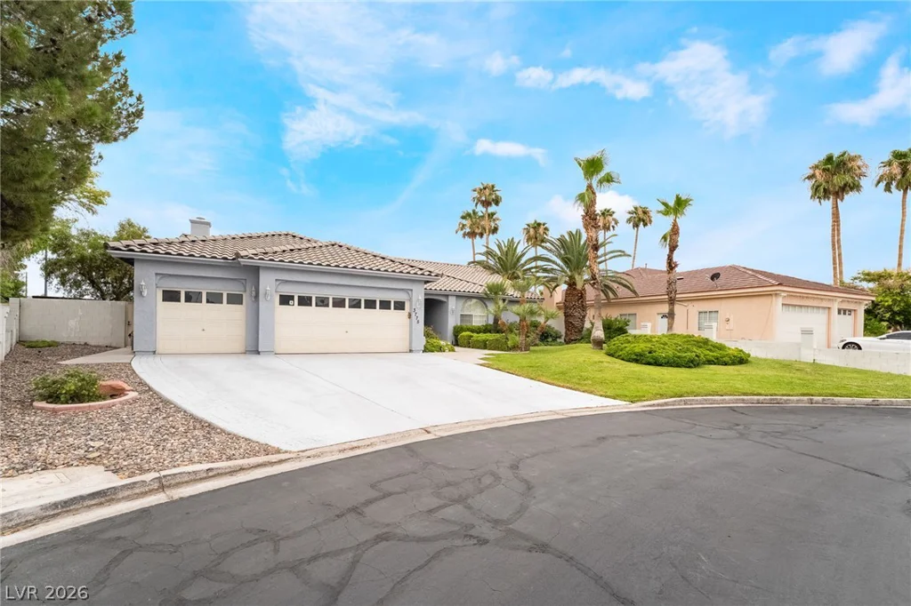 3775 Rick Stratton, Las Vegas, NV 89120